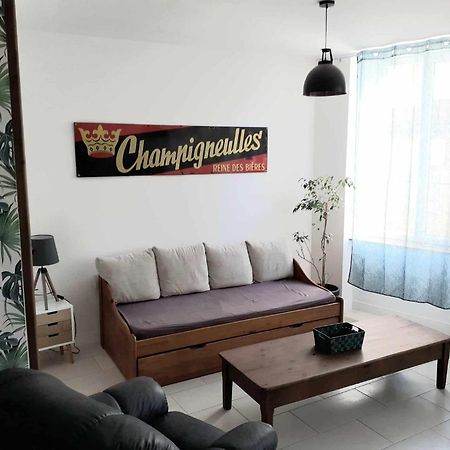 Villa Grand T3 Calme Et Lumineux 4-6 Personnes à Moux Extérieur photo